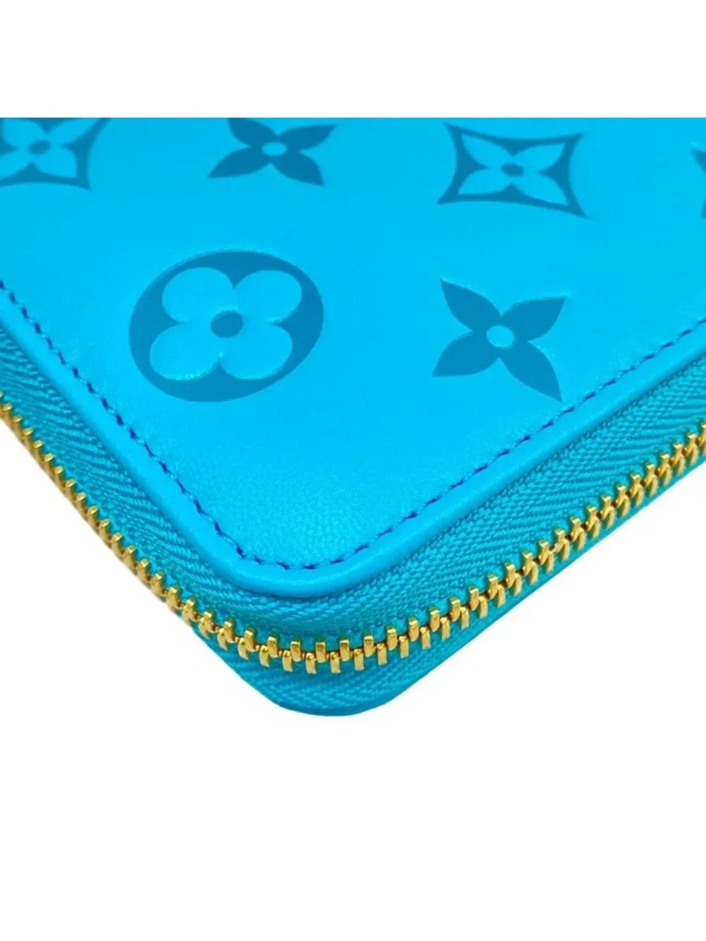 Louis Vuitton Wallet Cousin Zippy Turquoise Leather